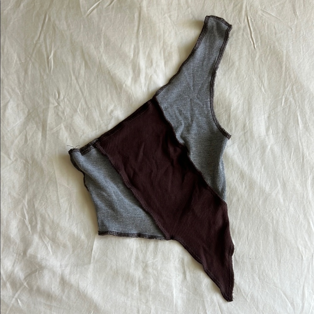 Superdown Revolve Asymmetrical Gray And Brown Top… - image 1